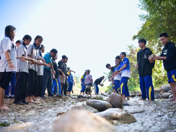 Safe nature project collaborate with agencies and the communities of Mae Pan-Sangkeang villages “create Living Stream .. Pan River, the river of life” project